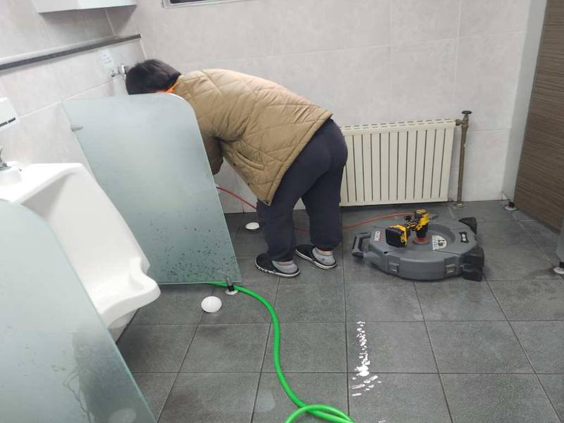 의왕 소변기막힘 작업사례 1